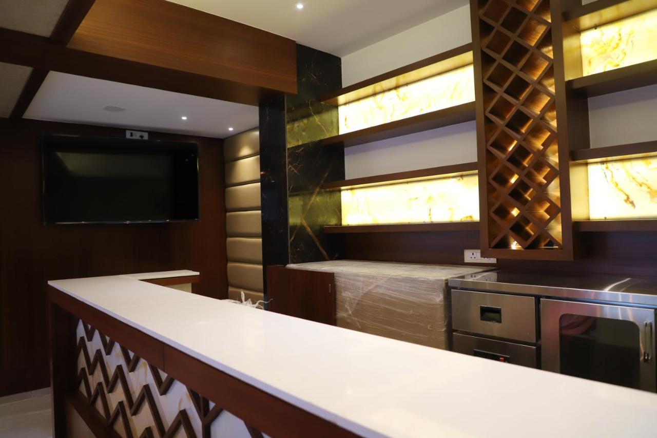 Shikin Hotels 纳威孟买 外观 照片